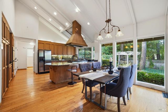 2656 Fir Park Way, Santa Rosa, CA 95404