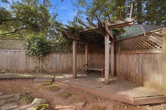 2656 Fir Park Way, Santa Rosa, CA 95404