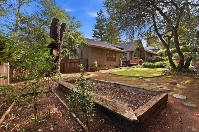 2656 Fir Park Way, Santa Rosa, CA 95404