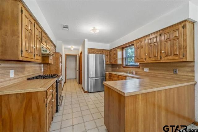 14885 Willowwood, Tyler, TX 75703