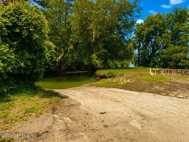 116 BISCAYNE Drive, Florahome, FL 32140
