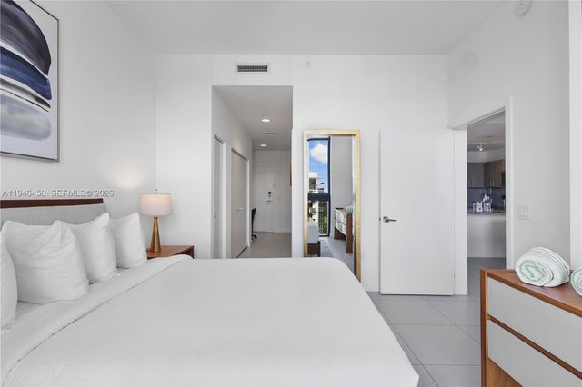 5350 NW 84th Ave 2004, Doral, FL 33166