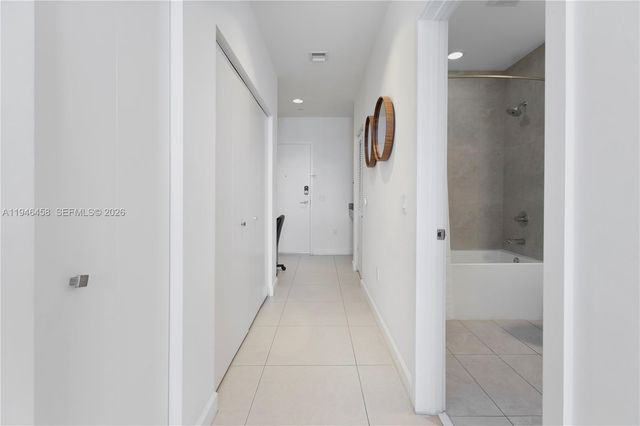 5350 NW 84th Ave 2004, Doral, FL 33166