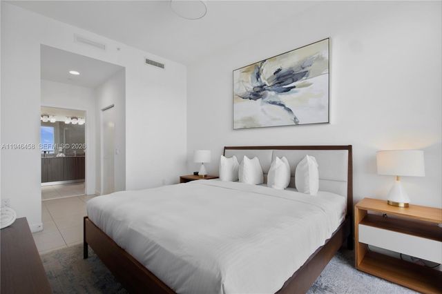 5350 NW 84th Ave 2004, Doral, FL 33166