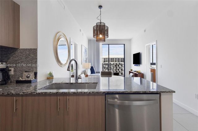 5350 NW 84th Ave 2004, Doral, FL 33166