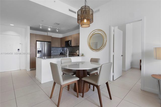 5350 NW 84th Ave 2004, Doral, FL 33166