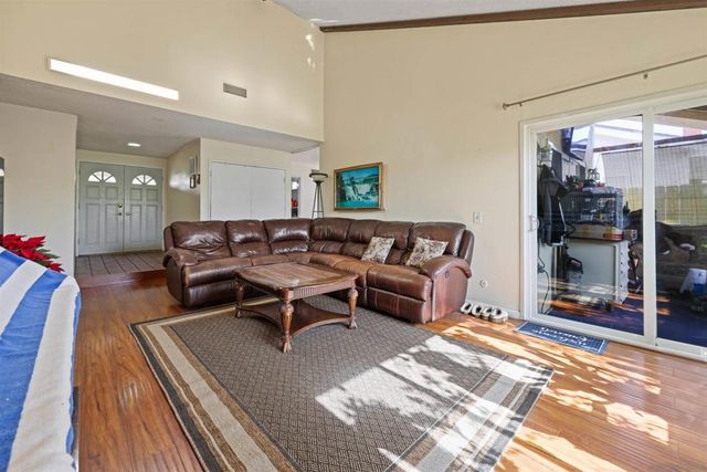 14513 Mirando, Poway, CA 92064