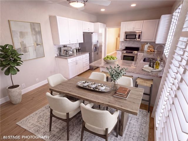 4950 Crooked Stick Way NA, Las Vegas, NV 89113