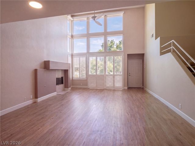 4950 Crooked Stick Way NA, Las Vegas, NV 89113