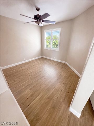 4950 Crooked Stick Way NA, Las Vegas, NV 89113