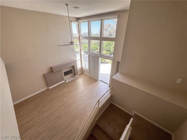 4950 Crooked Stick Way NA, Las Vegas, NV 89113