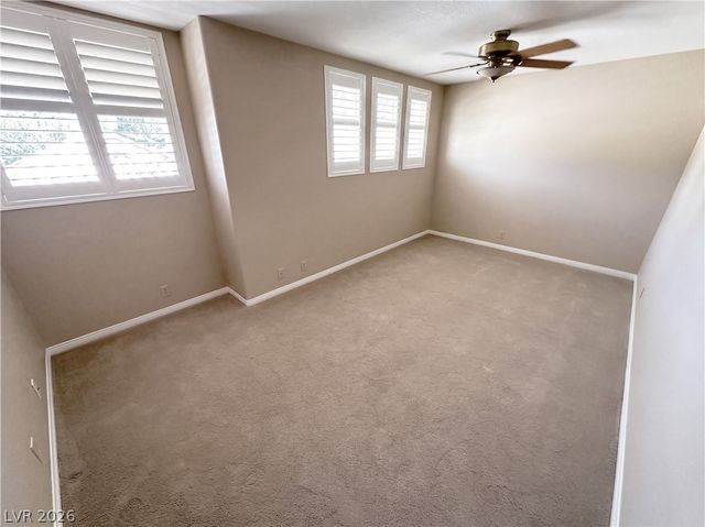 4950 Crooked Stick Way NA, Las Vegas, NV 89113