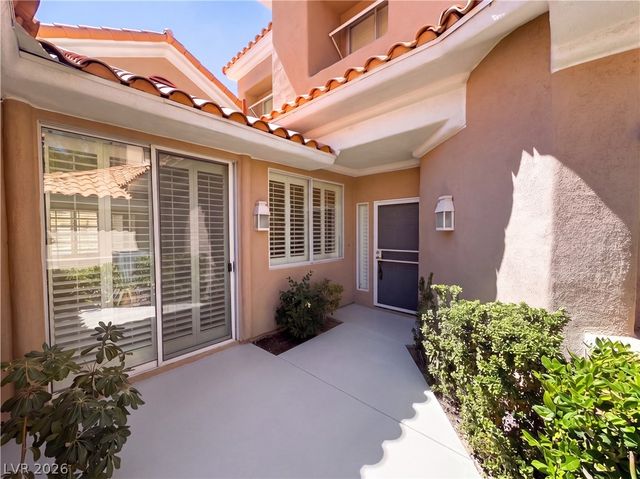 4950 Crooked Stick Way NA, Las Vegas, NV 89113