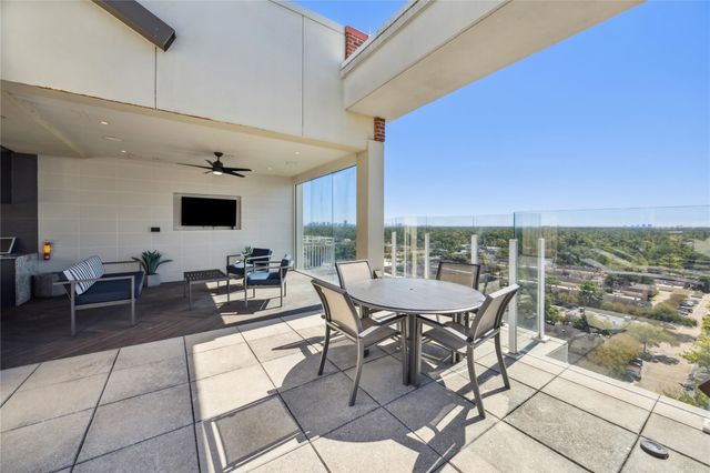 9870 Gaylord Drive 526, Houston, TX 77024