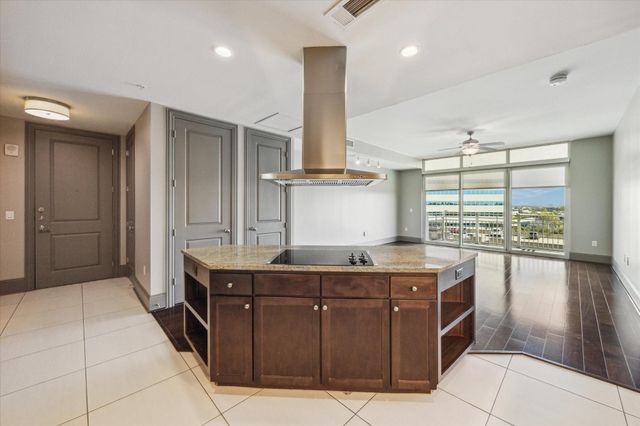 9870 Gaylord Drive 526, Houston, TX 77024