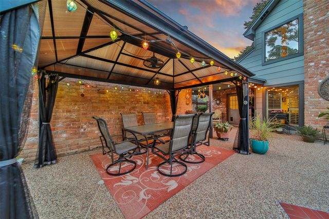 17007 Windrow Drive, Spring, TX 77379