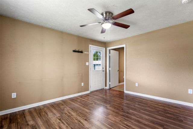 103 New Street, Lone Oak, TX 75453