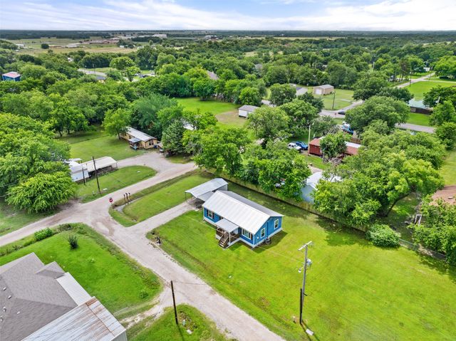 103 New Street, Lone Oak, TX 75453