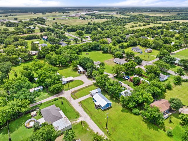 103 New Street, Lone Oak, TX 75453