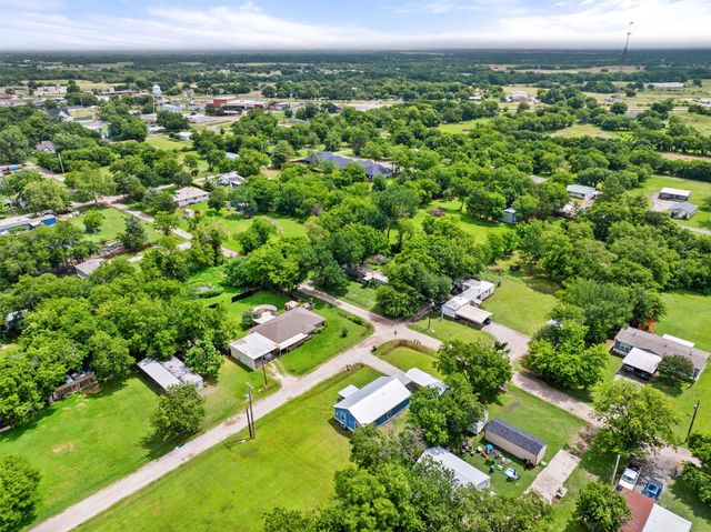 103 New Street, Lone Oak, TX 75453