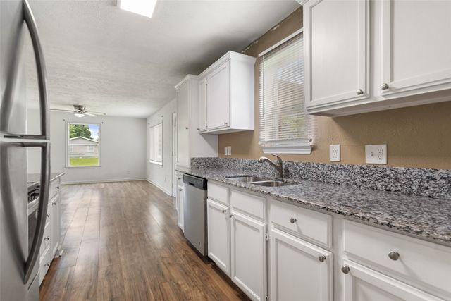103 New Street, Lone Oak, TX 75453
