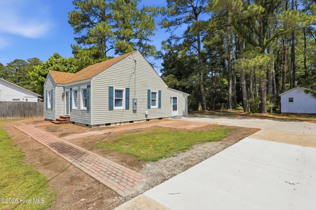 1120 Northside Road, Elizabeth City, NC 27909