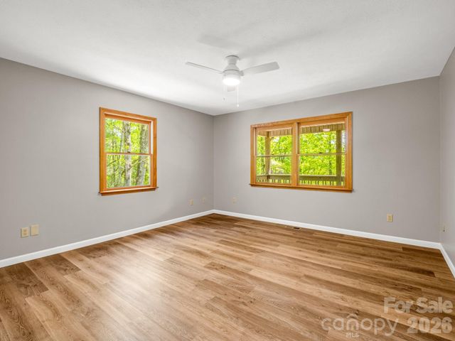 2304 Mountain Page Road, Saluda, NC 28773
