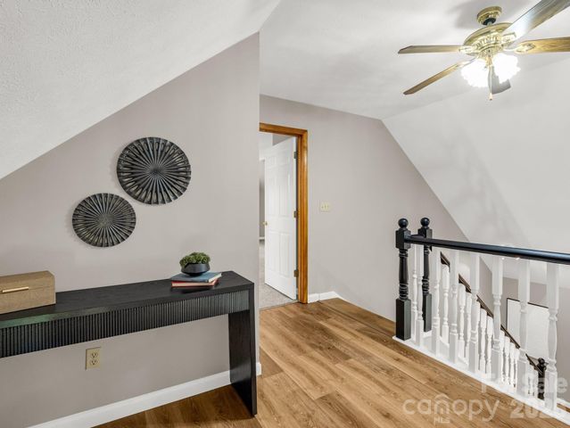2304 Mountain Page Road, Saluda, NC 28773