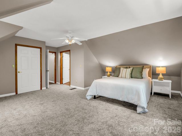 2304 Mountain Page Road, Saluda, NC 28773