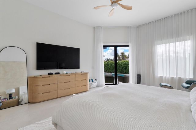 3502 Ashwood Circle, Fort Lauderdale, FL 33312