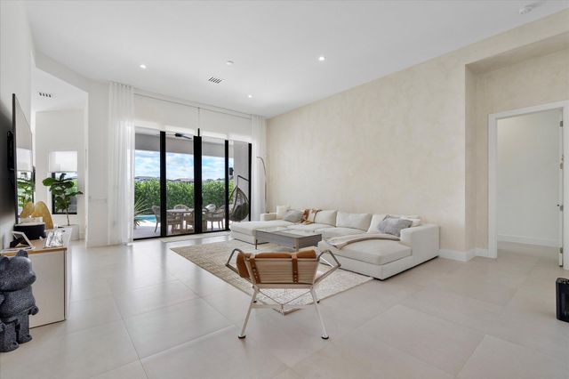 3502 Ashwood Circle, Fort Lauderdale, FL 33312