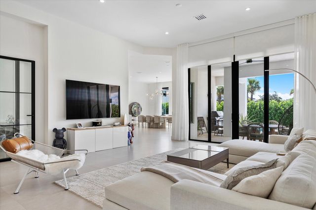 3502 Ashwood Circle, Fort Lauderdale, FL 33312