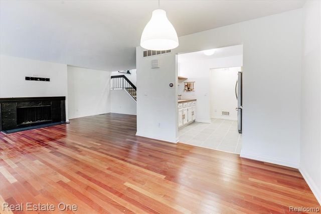 1631 S Hill Boulevard, Bloomfield Hills, MI 48304