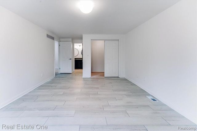 1631 S Hill Boulevard, Bloomfield Hills, MI 48304