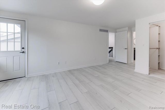 1631 S Hill Boulevard, Bloomfield Hills, MI 48304