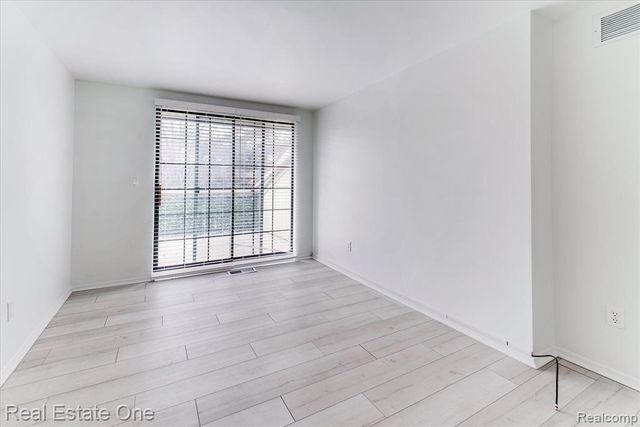 1631 S Hill Boulevard, Bloomfield Hills, MI 48304