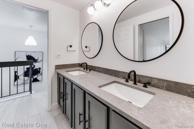 1631 S Hill Boulevard, Bloomfield Hills, MI 48304