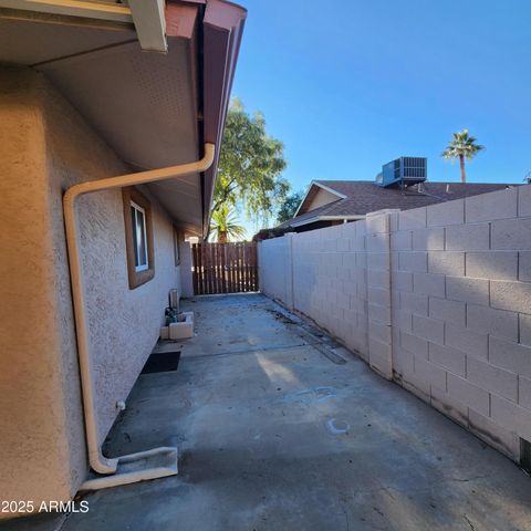 12826 W CRYSTAL LAKE Drive, Sun City West, AZ 85375