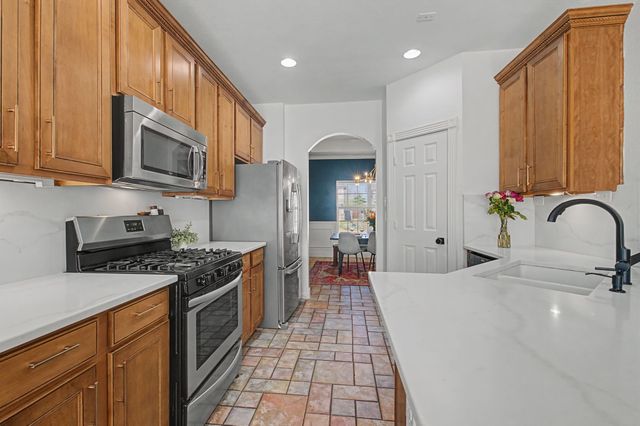 9753 Water Tree Drive, Mckinney, TX 75072