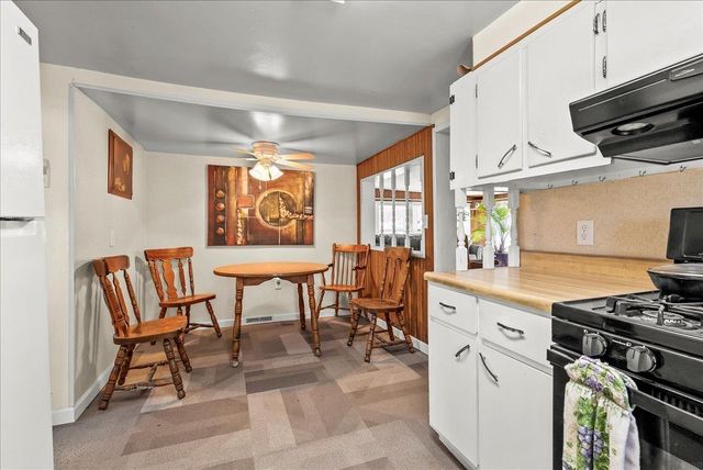1220 Shultz Street, Waterloo, IA 50707