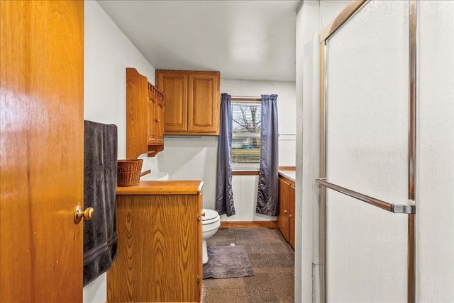 1220 Shultz Street, Waterloo, IA 50707