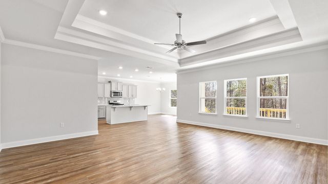 129 Lynnstone, Hattiesburg, MS 39465