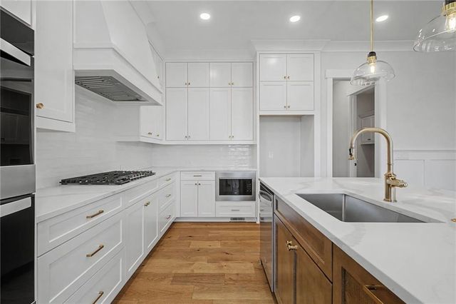 323 Reese Way, Ball Ground, GA 30107