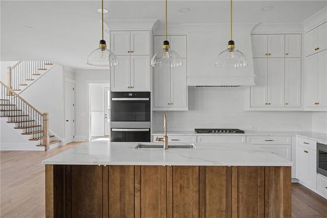 323 Reese Way, Ball Ground, GA 30107