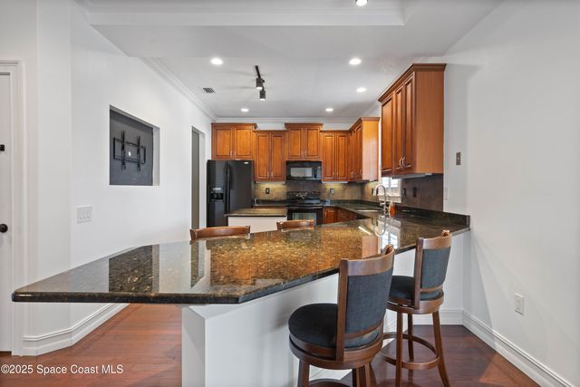 2869 Hiawatha Avenue NE, Palm Bay, FL 32905