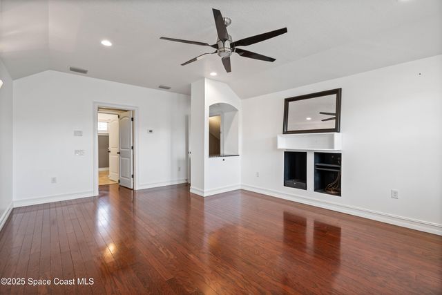 2869 Hiawatha Avenue NE, Palm Bay, FL 32905