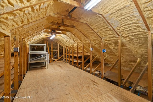 2869 Hiawatha Avenue NE, Palm Bay, FL 32905