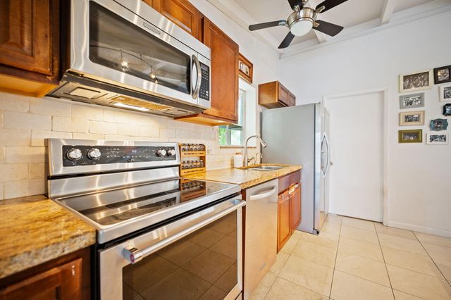 2625 Gulfstream Lane, Fort Lauderdale, FL 33312