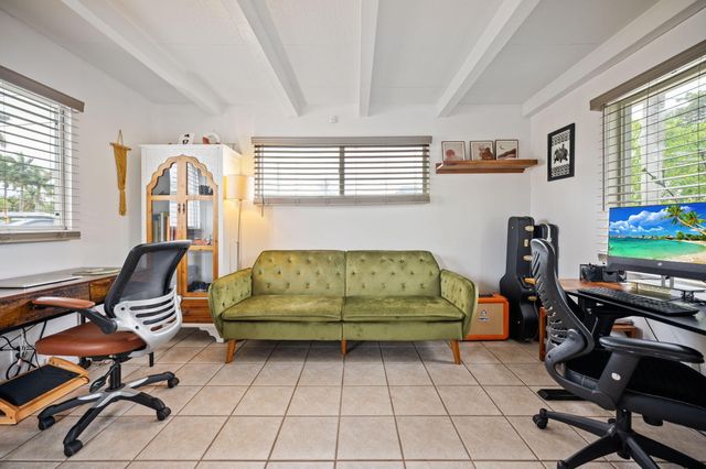 2625 Gulfstream Lane, Fort Lauderdale, FL 33312