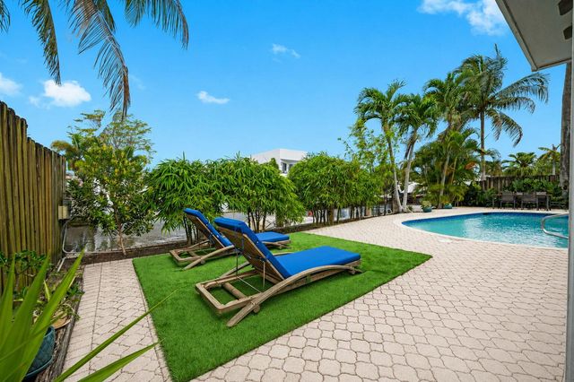 2625 Gulfstream Lane, Fort Lauderdale, FL 33312